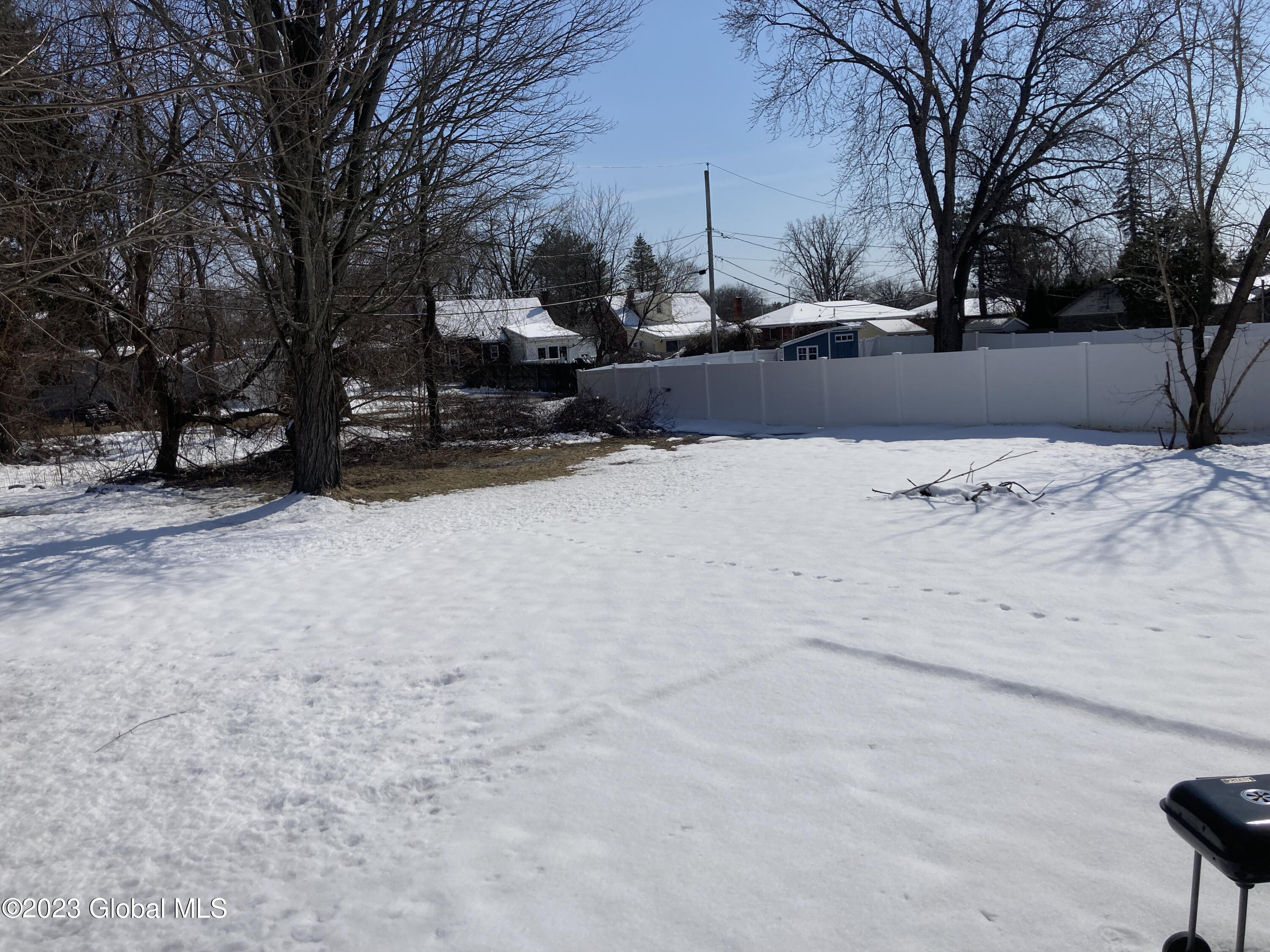 9 Collins Place Albany, NY 12208 - Photo 23 of 24 9 Collins (27