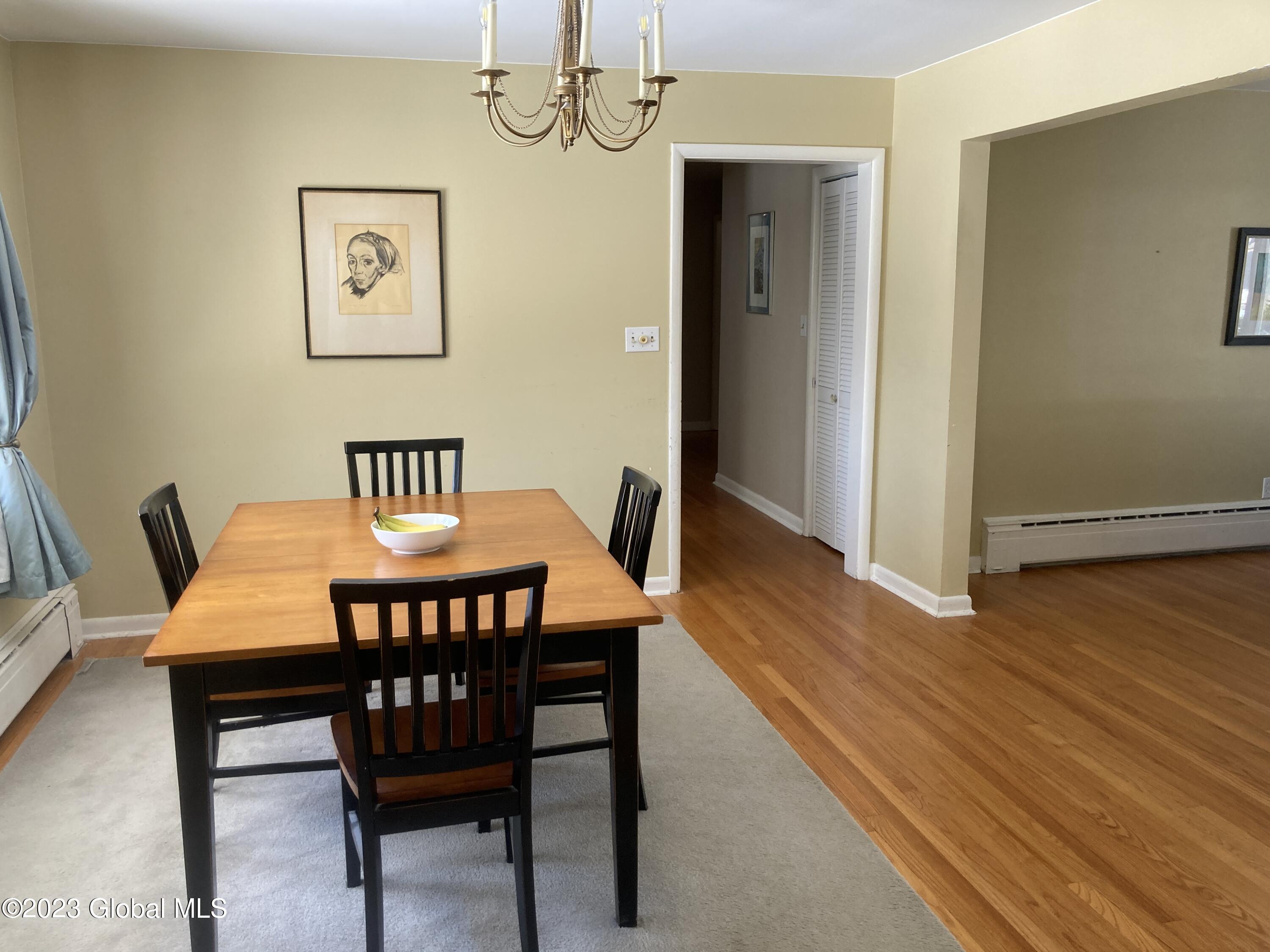 9 Collins Place Albany, NY 12208 - Photo 6 of 24 9 Collins (4a