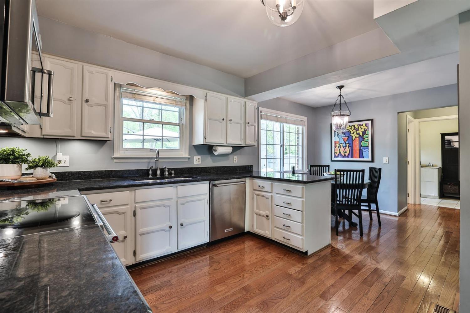 9192 Hopewell Road Cincinnati, OH 45242 - Photo 14 of 50 Gallery Image 14