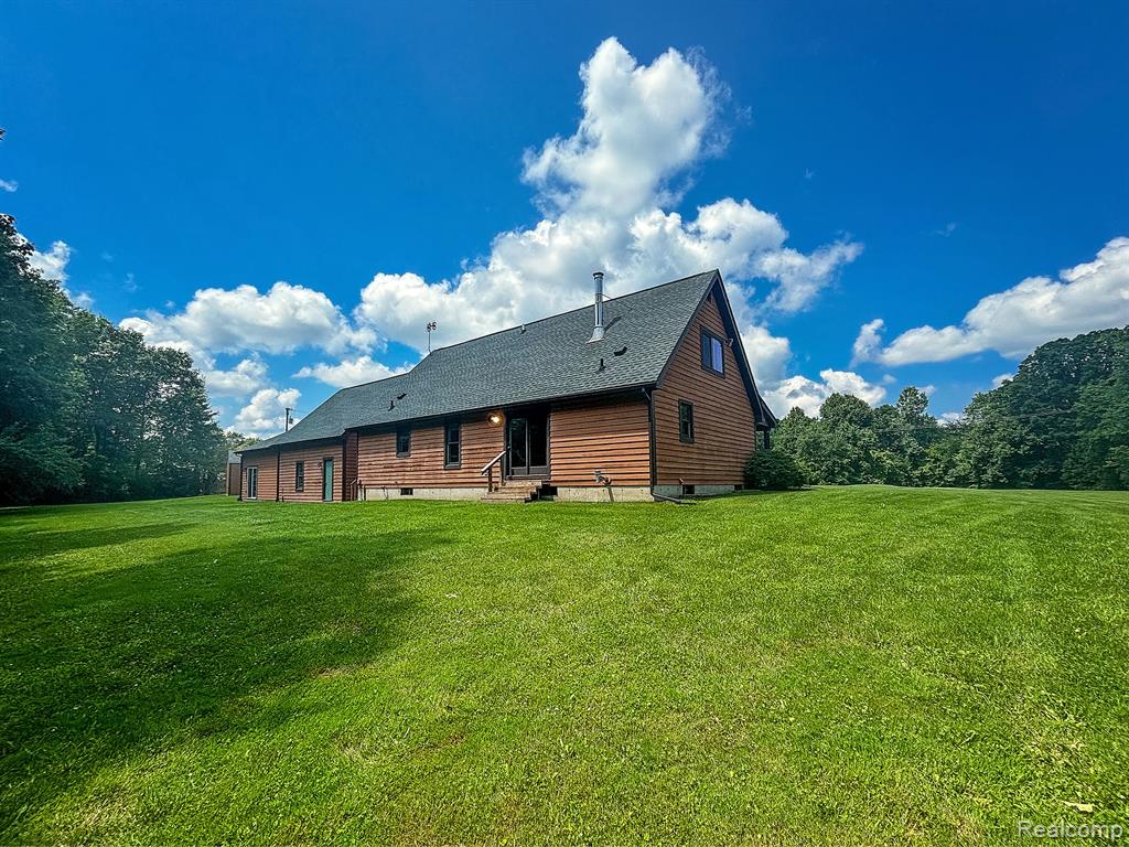 7653 Chase Lake Road Fowlerville, MI 48836 - Photo 42 of 52