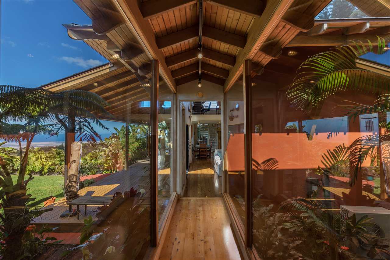2623 Lower Kula Road Kula, HI 96790 - Photo 10 of 29 a view of a patio