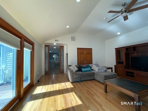 42 Scribner Hill Road Wilton, CT 06897 - Photo 10 of 20