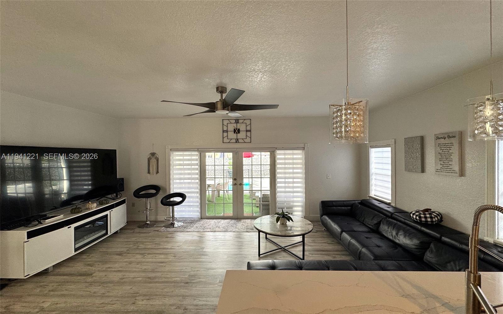 14531 Southwest 180th Terrace Miami, FL 33177 - Photo 16 of 32