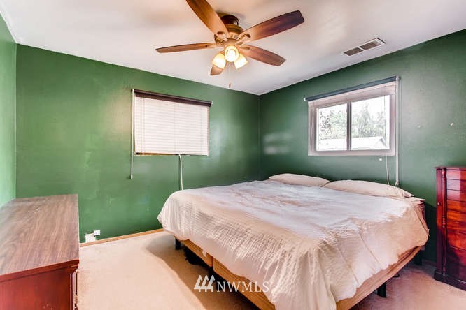 11756 Southeast 158th Place Renton, WA 98058 - Photo 11 of 22 Gallery Image 11