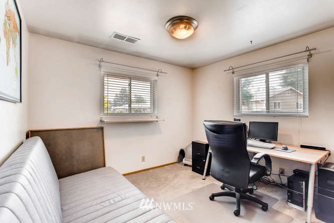 11756 Southeast 158th Place Renton, WA 98058 - Photo 13 of 22 Gallery Image 13