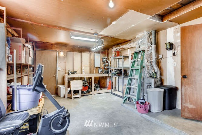 11756 Southeast 158th Place Renton, WA 98058 - Photo 15 of 22 Gallery Image 15