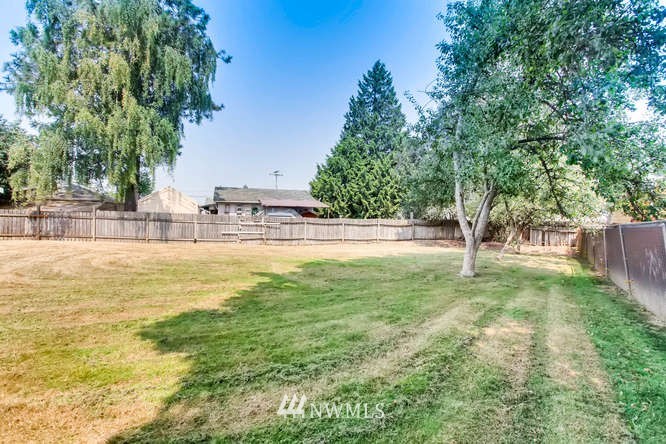 11756 Southeast 158th Place Renton, WA 98058 - Photo 20 of 22 Gallery Image 20