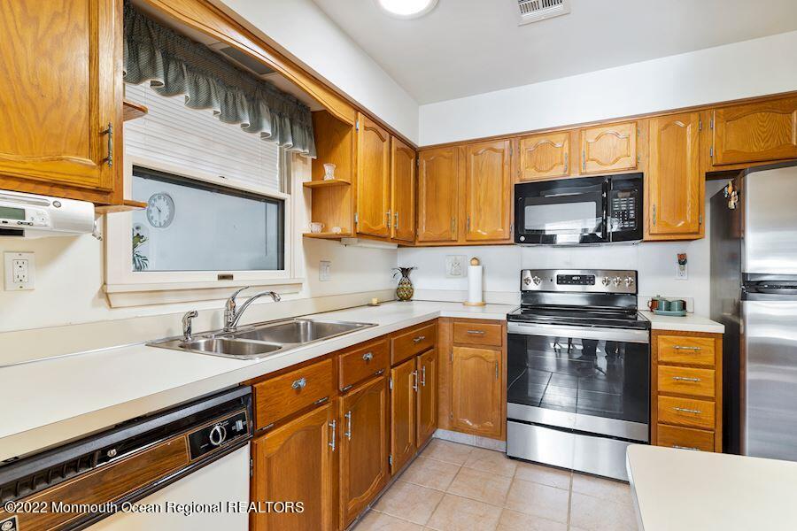 5 Carter Way Brick, NJ 08723 - Photo 17 of 33 019_5_CARTER_WAY__393701_737140