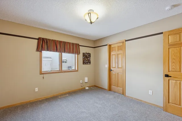 $479,900 | 634 Chaucer Lane, Watertown, MN 55388