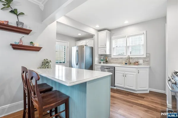 $619,900 | 501 Chase Avenue, Lyndhurst, NJ 07071