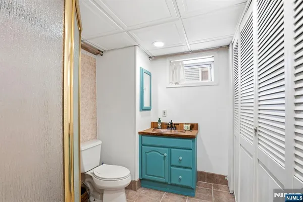 $619,900 | 501 Chase Avenue, Lyndhurst, NJ 07071