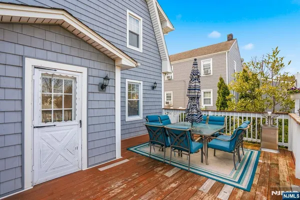 $619,900 | 501 Chase Avenue, Lyndhurst, NJ 07071