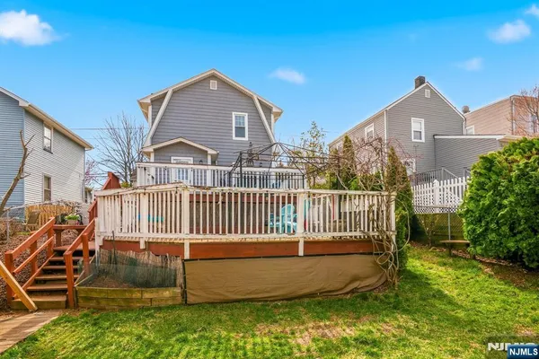 $619,900 | 501 Chase Avenue, Lyndhurst, NJ 07071