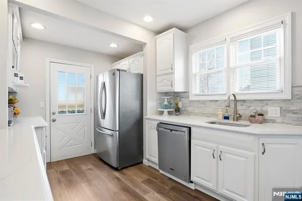 $619,900 | 501 Chase Avenue, Lyndhurst, NJ 07071