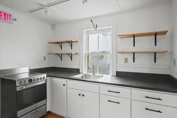 $289,000 | 37 Green Street, Vergennes, VT 05491