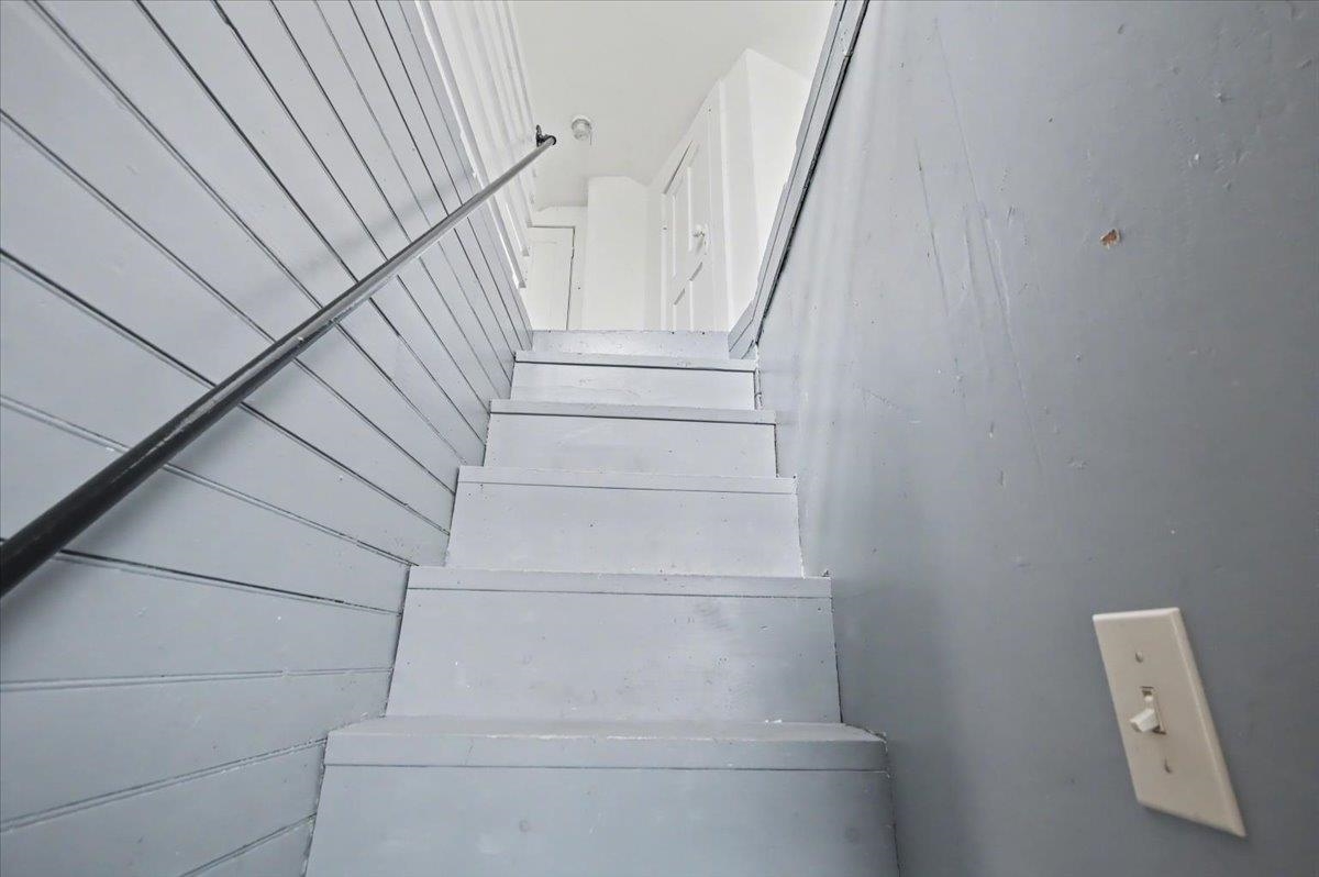 37 Green Street Vergennes, VT 05491 - Photo 21 of 36