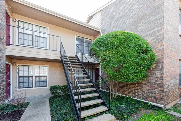 $1,900 | 4748 Old Bent Tree Lane, Unit 2106, Dallas, TX 75287