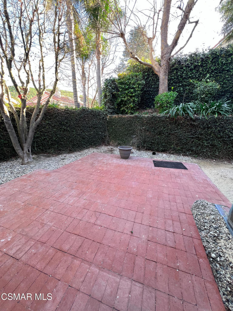 4783 Rhapsody Drive Oak Park, CA 91377 - Photo 5 of 22