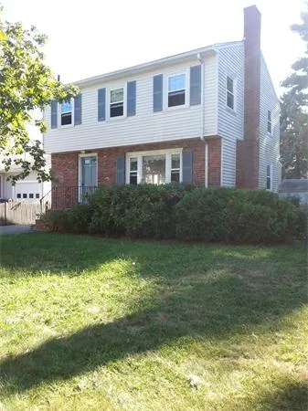 $3,850 | 18 Kingsland Road, Unit SINGLE, Boston, MA 02132