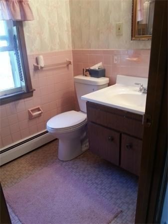 18 Kingsland Road Boston, MA 02132 - Photo 10 of 11