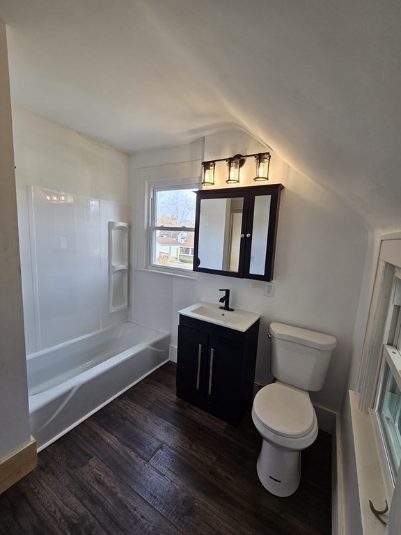 53 Homestead Avenue Springfield, MA 01151 - Photo 11 of 13 Gallery Image 11