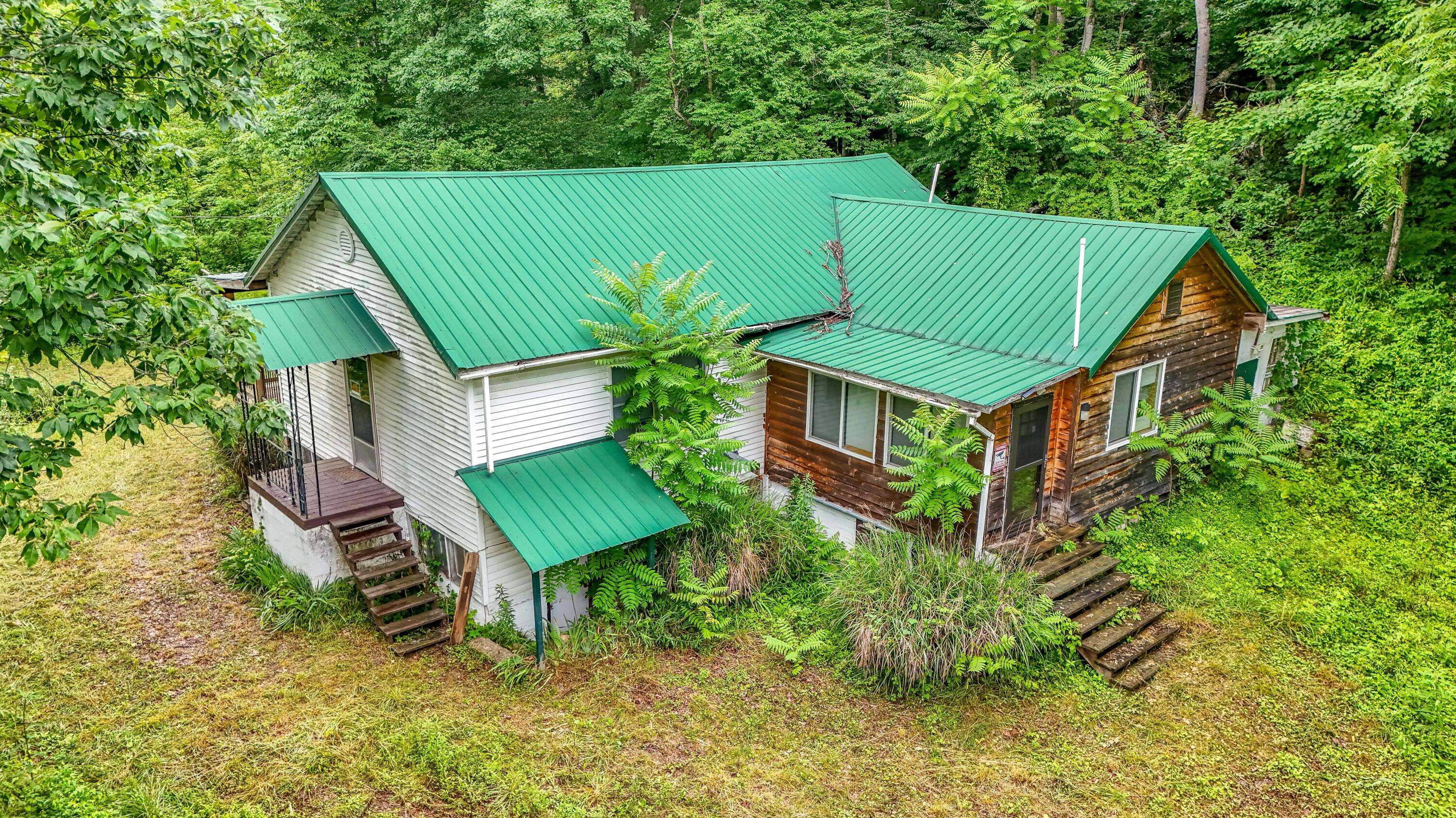 684 Lower Twin Road Jackson, KY 41339 - Photo 22 of 23 LightroomRealEstateEdits-11