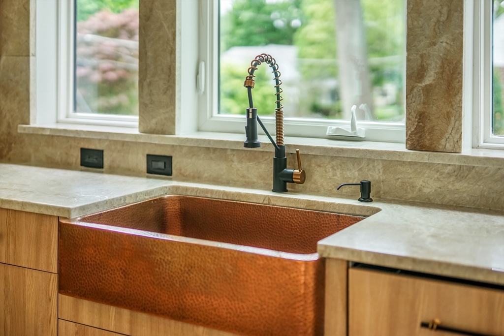 2 Atherton Road Winchester, MA 01890 - Photo 14 of 38