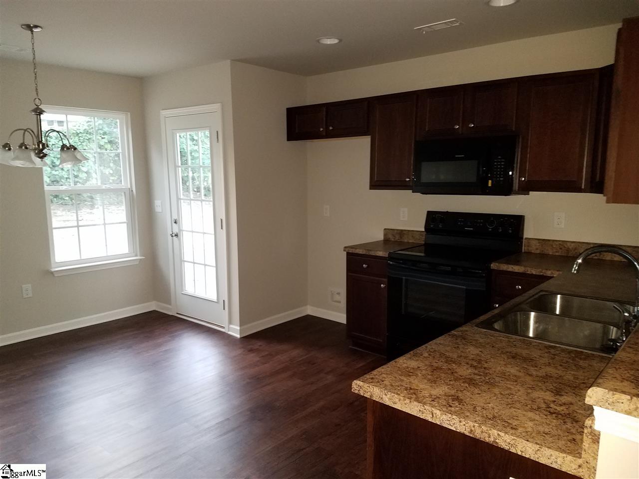 113 Spring Street Greer, SC 29650 - Photo 2 of 11 Gallery Image 2