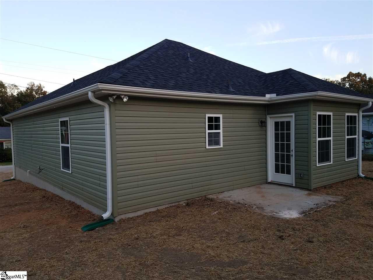 113 Spring Street Greer, SC 29650 - Photo 6 of 11 Gallery Image 6