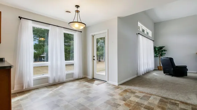 $729,900 | 27183-27185 250th Street, Holcombe, WI 54745