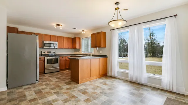 $729,900 | 27183-27185 250th Street, Holcombe, WI 54745