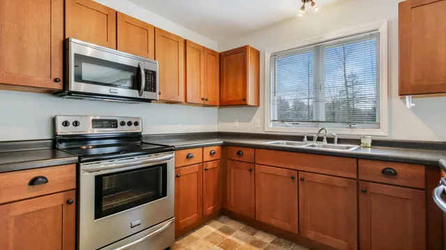 $729,900 | 27183-27185 250th Street, Holcombe, WI 54745