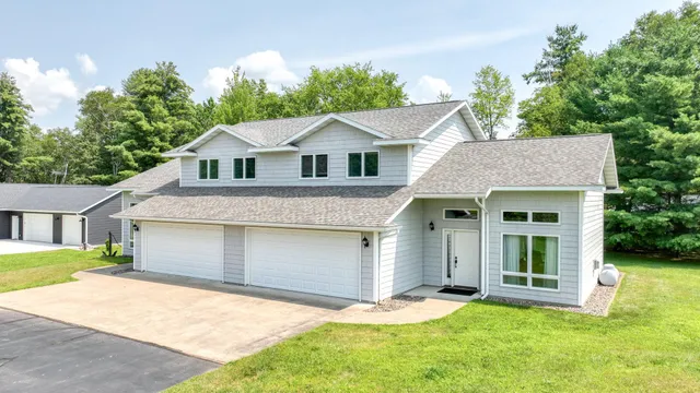 $729,900 | 27183-27185 250th Street, Holcombe, WI 54745