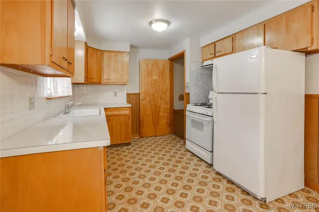 $249,900 | 3810 Lynn Drive, Hamburg, NY 14127