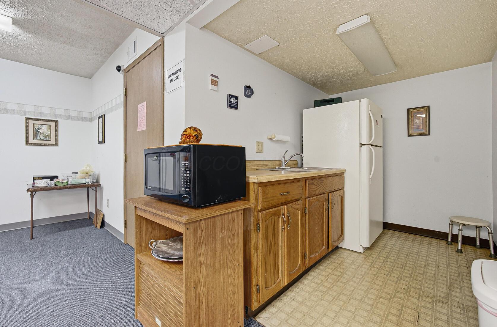 3967 Karl Road, Unit 125 Columbus, OH 43224 - Photo 47 of 63 Community Room