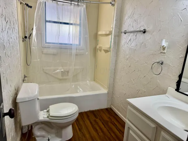 $172,000 | 411 East Kingman Avenue, Canadian, TX 79014