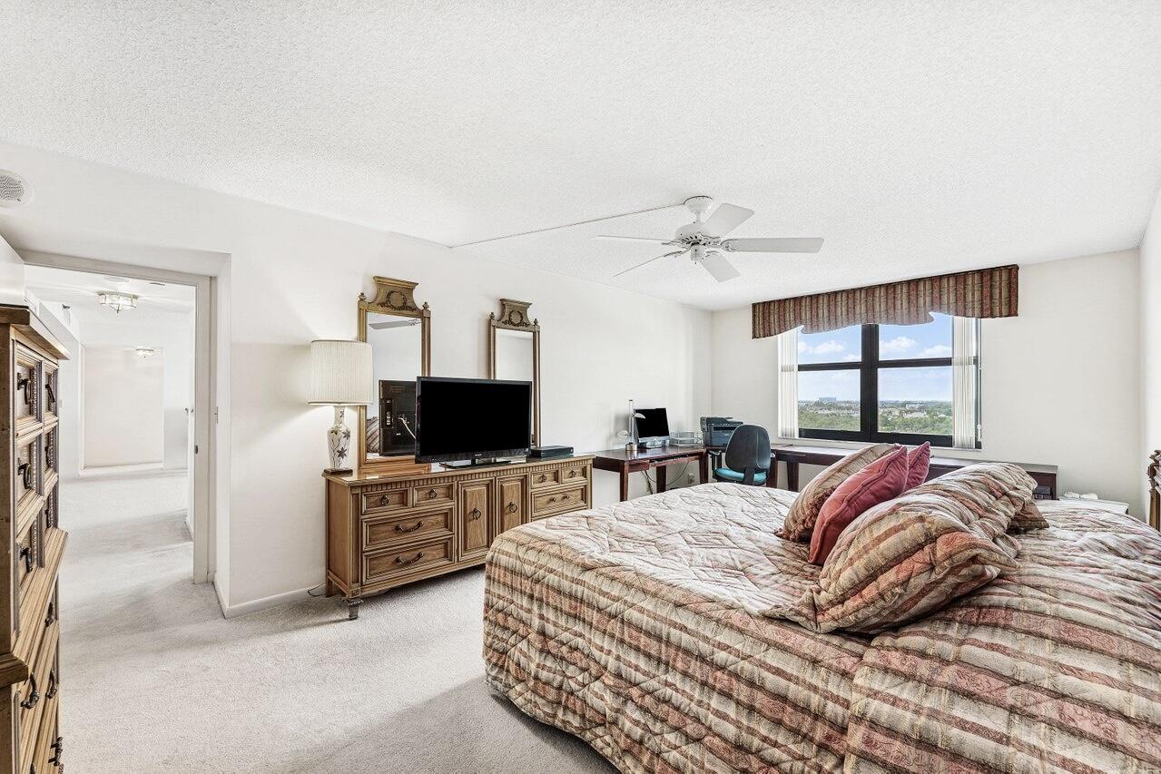 2003 North Ocean Boulevard, Unit 1004 Boca Raton, FL 33431 - Photo 13 of 34 033-2003NorthOceanBoulevard-1004-BocaRat