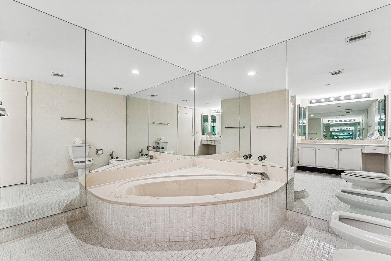 2003 North Ocean Boulevard, Unit 1004 Boca Raton, FL 33431 - Photo 18 of 34 037-2003NorthOceanBoulevard-1004-BocaRat