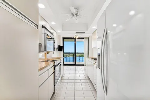 $879,000 | 2003 North Ocean Boulevard, Unit 1004, Boca Raton, FL 33431