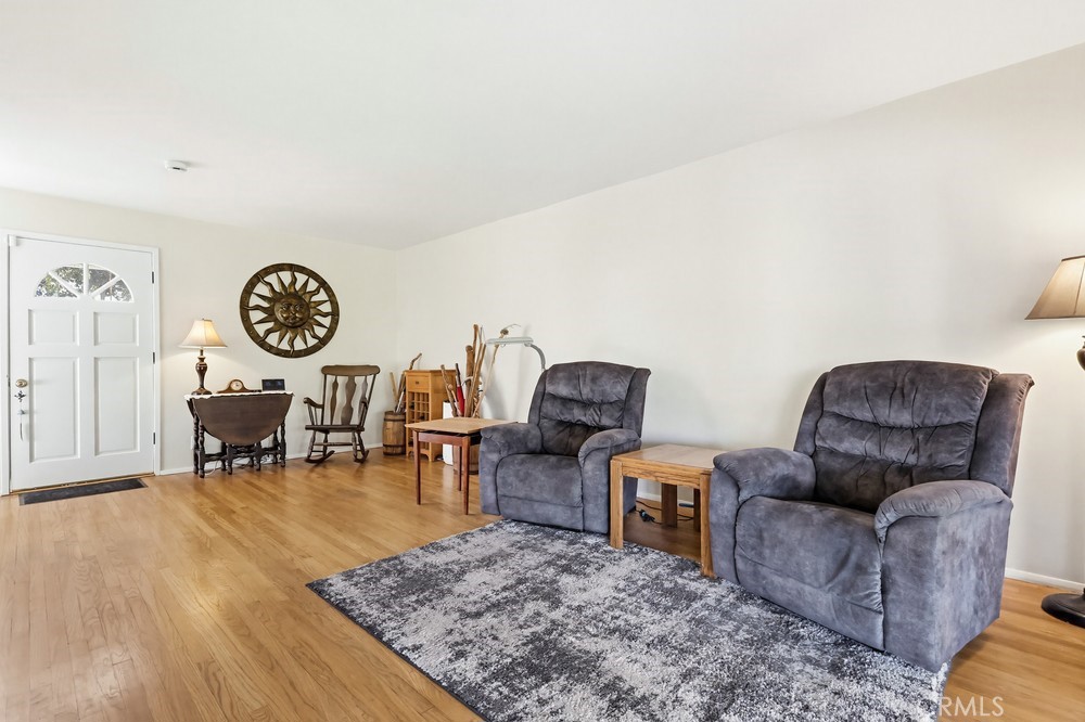 9931 Rufus Avenue Whittier, CA 90605 - Photo 11 of 40