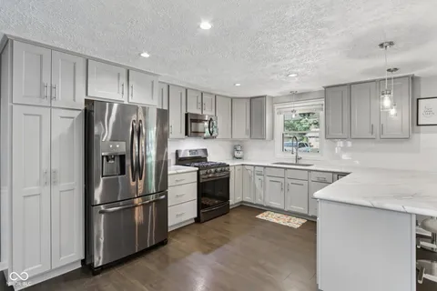 $272,000 | 5038 Pearl Street, Anderson, IN 46013