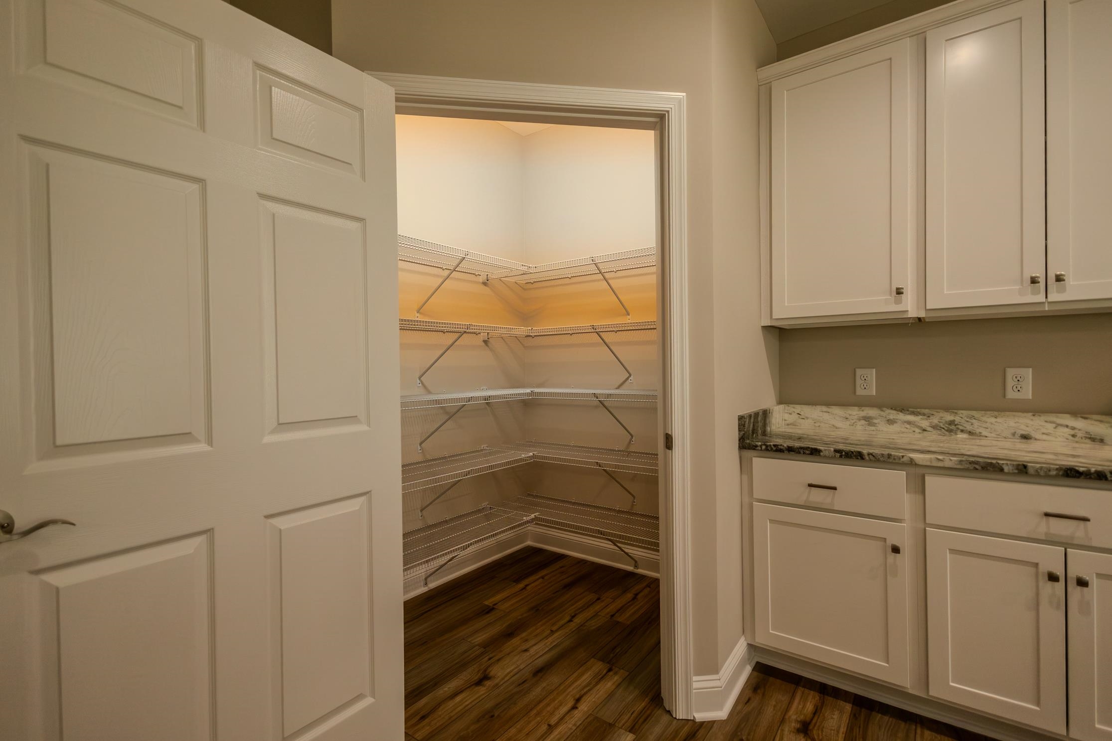 5 Meriwether Circle Stuarts Draft, VA 24477 - Photo 33 of 44