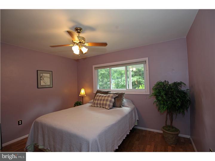 686 Harwick Road Wayne, PA 19087 - Photo 14 of 17