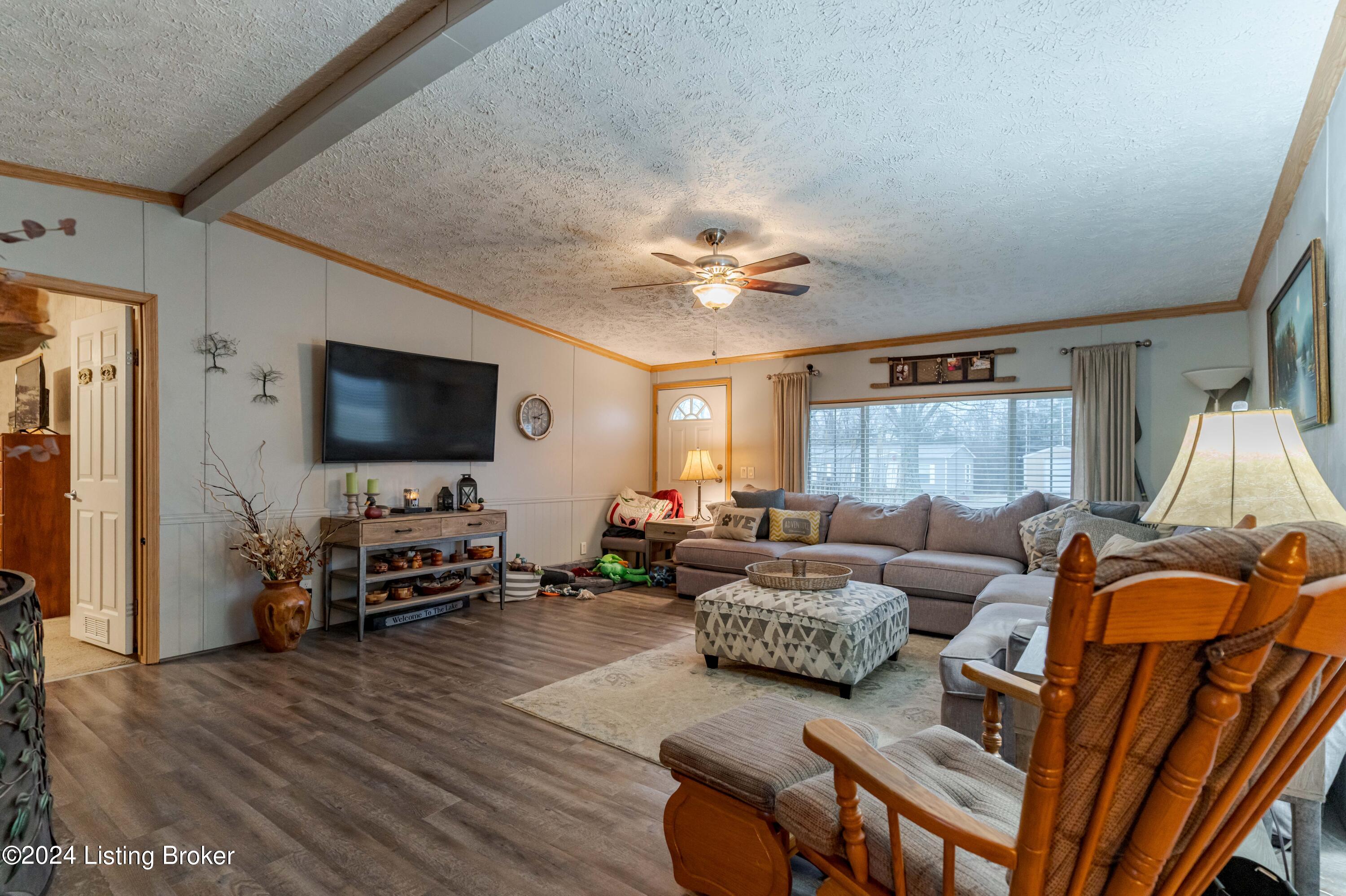 570 Twin Cove Road Clarkson, KY 42726 - Photo 8 of 94 DSC05853