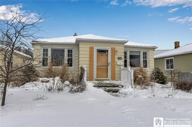 $275,000 | 180 Bering Avenue, Tonawanda, NY 14223