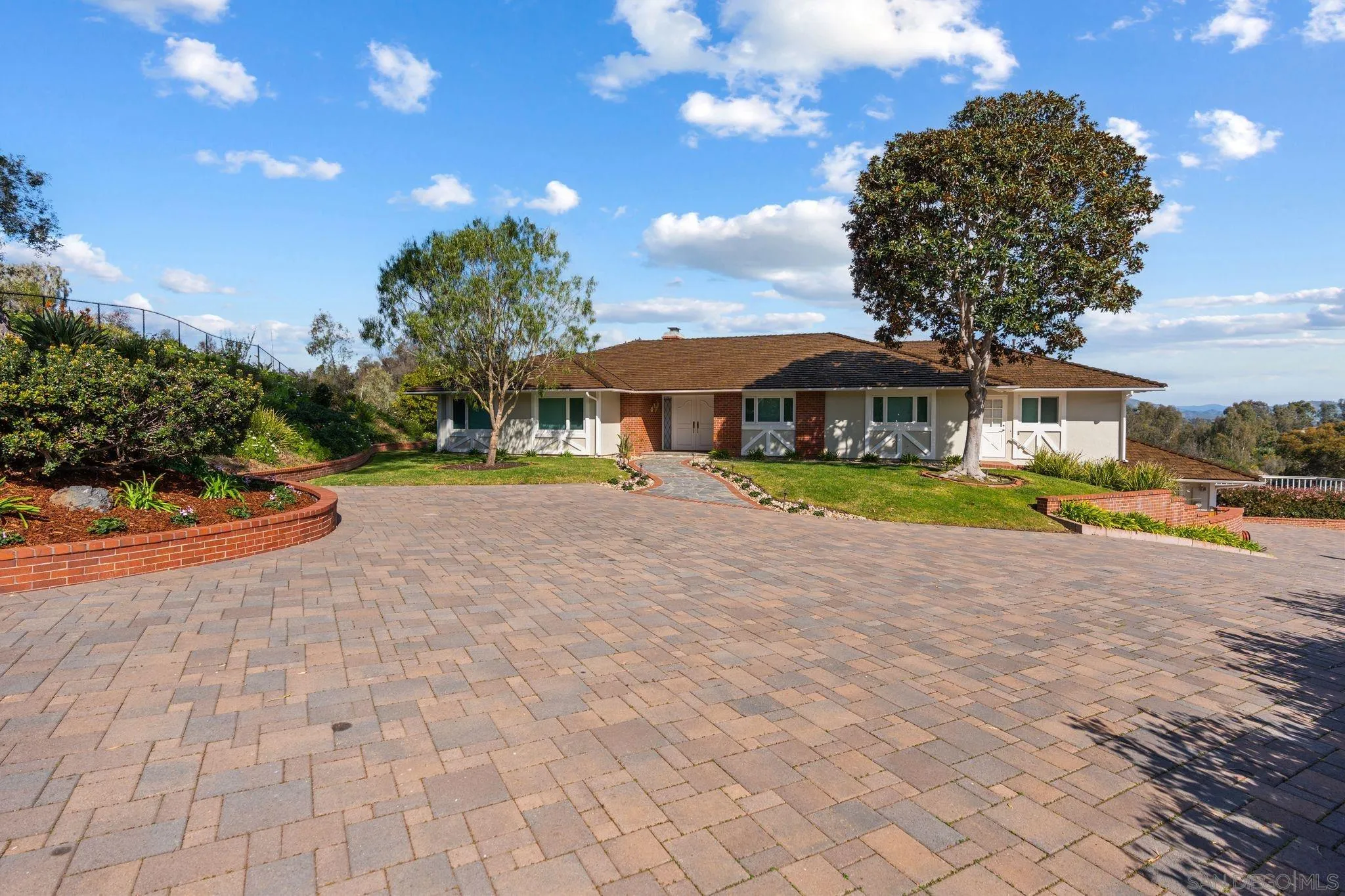 16032 Puerta Del Sol Rancho Santa Fe, CA 92067 - Photo 2 of 53