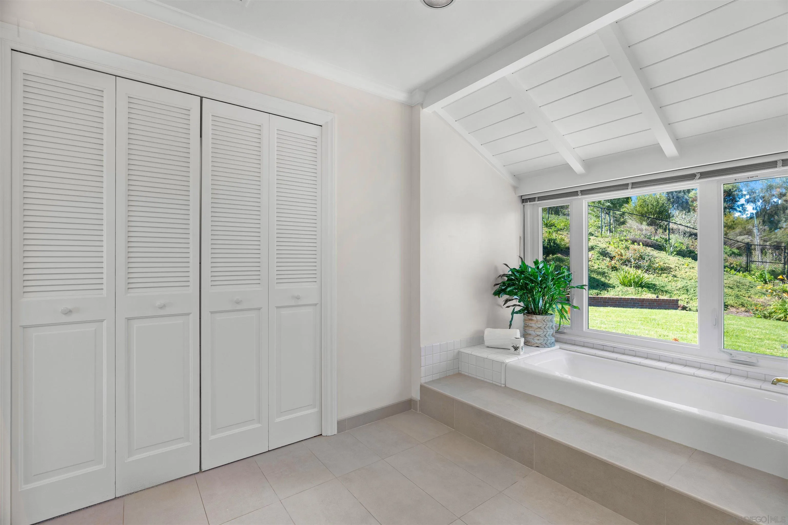 16032 Puerta Del Sol Rancho Santa Fe, CA 92067 - Photo 27 of 53