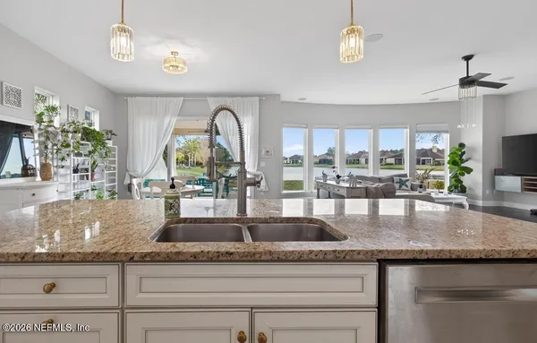 $888,000 | 863 East Dorchester Drive, St. Johns, FL 32259