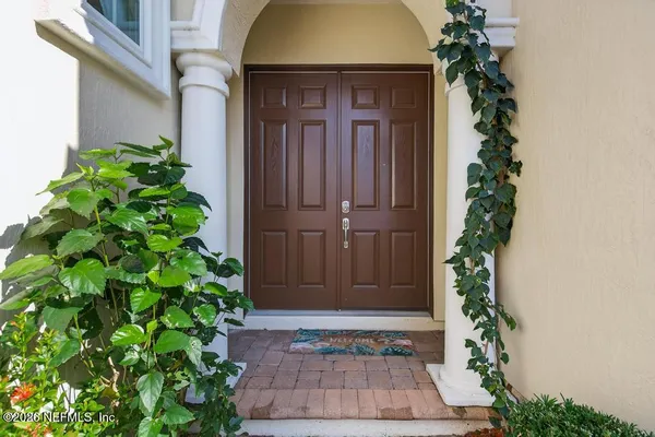 $888,000 | 863 East Dorchester Drive, St. Johns, FL 32259