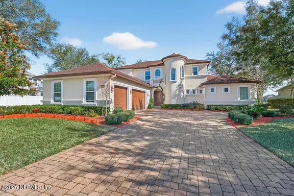 $888,000 | 863 East Dorchester Drive, St. Johns, FL 32259